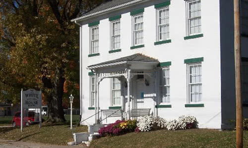 White House Inn