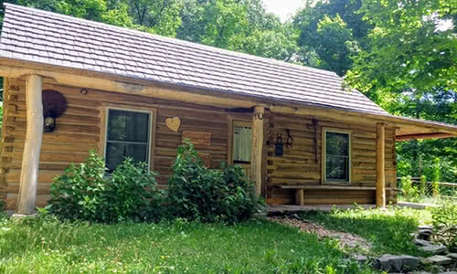Nauvoo Hideaway Cabin